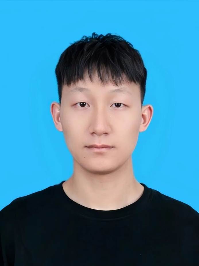 穿黑色衣服的小孩 AI 生成的内容可能不正确。