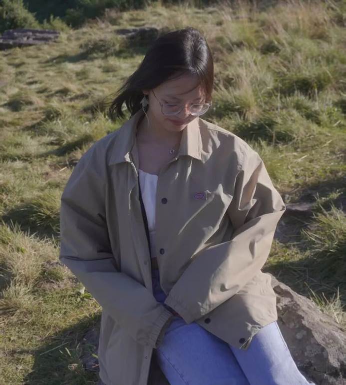 山上的人 AI 生成的内容可能不正确。