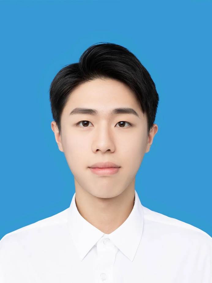 穿白衬衫的男子 AI 生成的内容可能不正确。