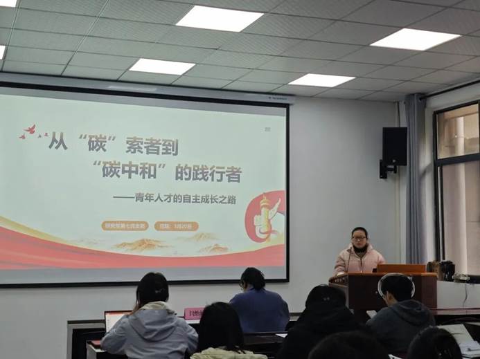 会议室里的人们 AI 生成的内容可能不正确。